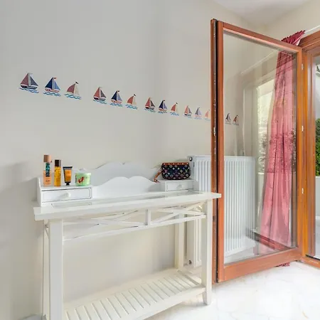 Sun Glyfada Country house